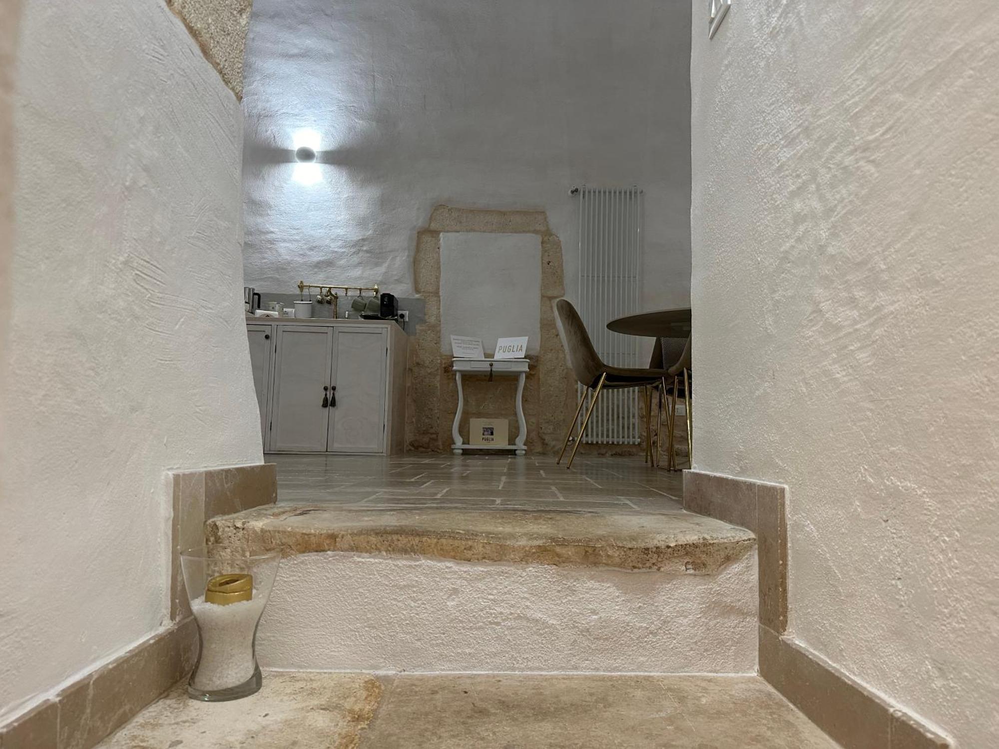 Arquati Suite Luxury Apartment Ostuni Bagian luar foto