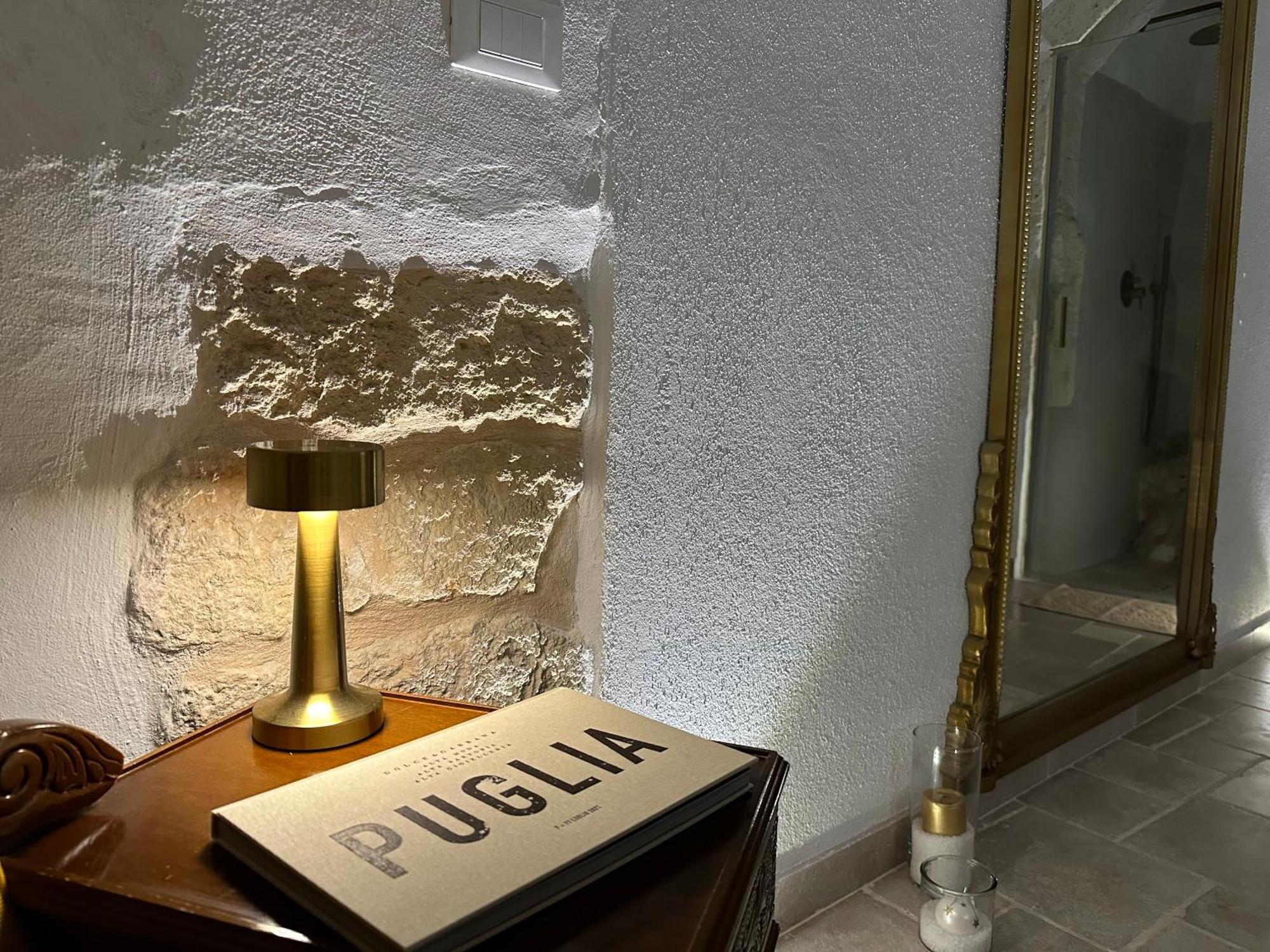 Arquati Suite Luxury Apartment Ostuni Bagian luar foto