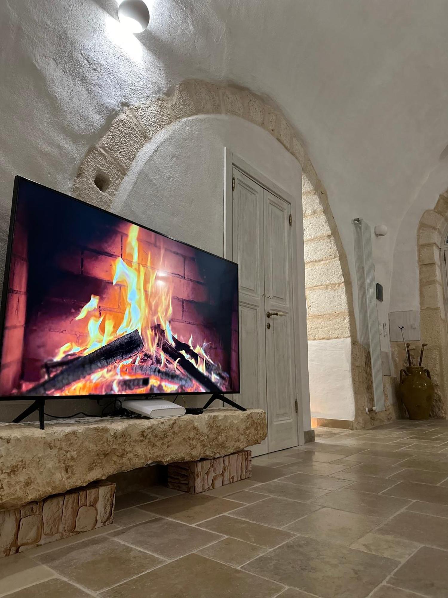 Arquati Suite Luxury Apartment Ostuni Bagian luar foto